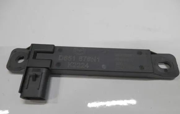 Mazda 6 Aerial antenna amplifier D651676N1