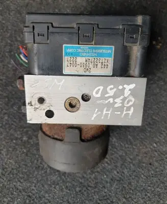 Hyundai H-1, Starex, Satellite ABS Pump 09800047 589104A050 X2T32274M