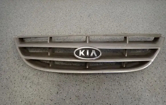 KIA Cerato Front grill