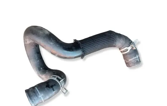 Peugeot 307 Engine coolant pipe/hose 0000