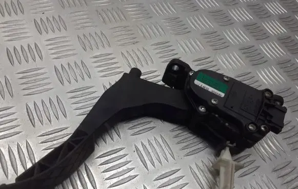 Seat Toledo II (1M) Accelerator pedal position sensor 6Q1721503C