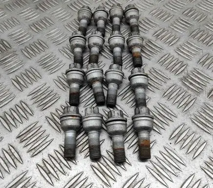 Audi Q5 SQ5 Nuts/bolts 8R0601295