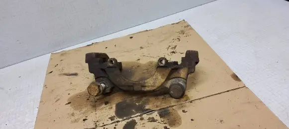 Volkswagen Caddy Front Brake Caliper Pad/Carrier 