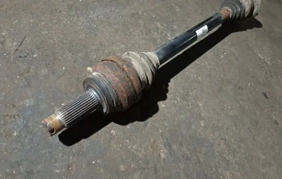 BMW X5 E70 Rear driveshaft 105381