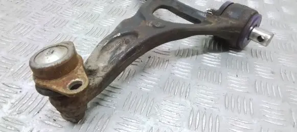 Volvo XC90 Front lower control arm/wishbone 8646614