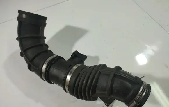 Opel Astra G Air intake hose/pipe 9057296