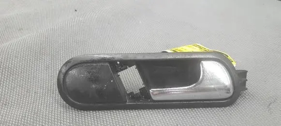 Seat Ibiza III (6L) Front door interior handle 6L1837114C
