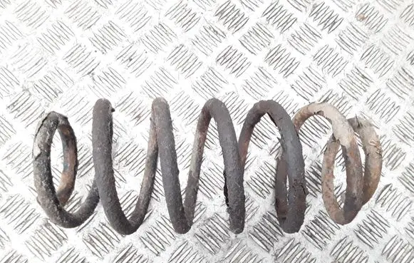 Toyota Yaris Verso Rear coil spring