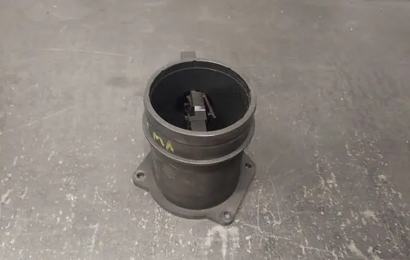 Audi A4 S4 B6 8E 8H Mass air flow meter 06B133471A 0280218058