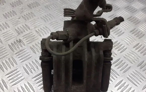 Skoda Octavia Mk2 (1Z) Rear brake caliper