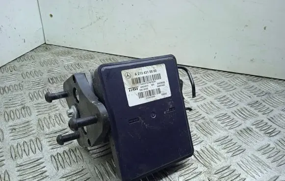 Mercedes-Benz E W213 ABS Pump A2134315800