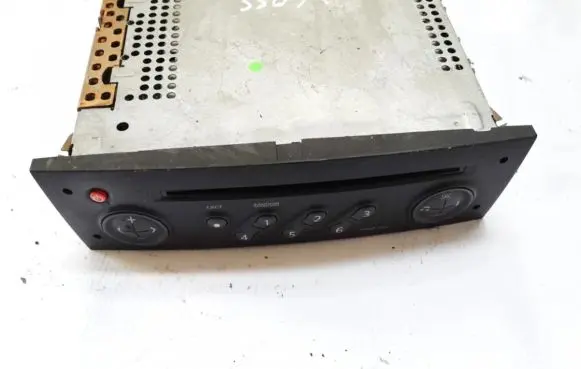Renault Scenic II - Grand scenic II CD/DVD changer 8200300858 8200300858td507