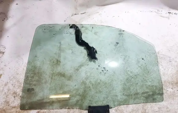 Ford Mondeo MK II Rear door window glass