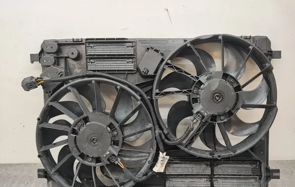 Ford Kuga II Electric radiator cooling fan 3135103884 97205504 3136613430