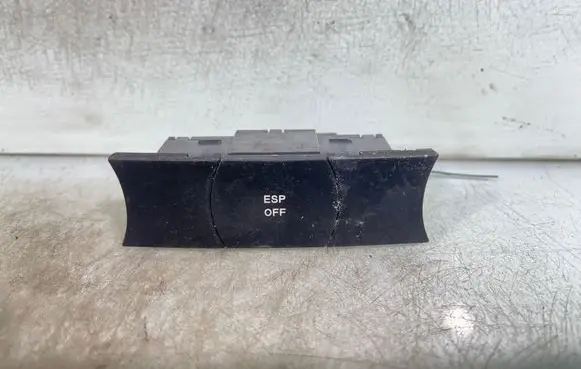 ESP (stability program) switch