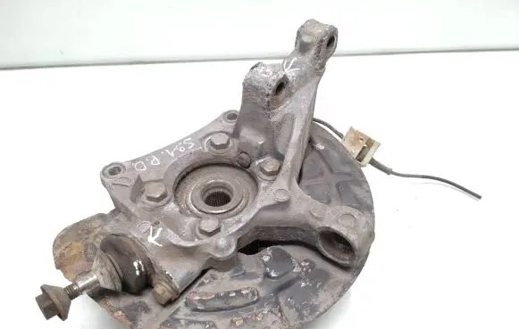 Volvo XC70 Front wheel hub spindle knuckle 9461944
