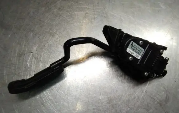 Ford Galaxy Accelerator pedal position sensor 7M4721603B YM219F8336GA