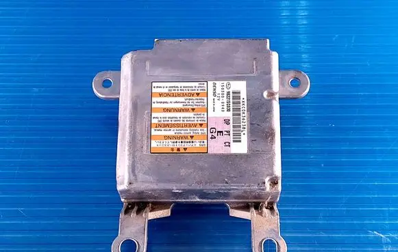 Subaru Forester SH Airbag control unit/module 98221SC030
