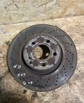 Mercedes-Benz E C207 W207 Front brake disc