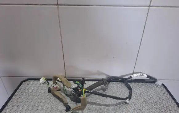 Suzuki SX4 S-Cross Rear door wiring loom 3675161M00