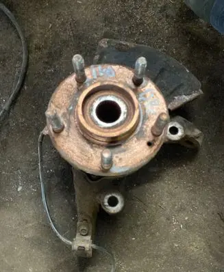 Hyundai i40 Front wheel hub spindle knuckle
