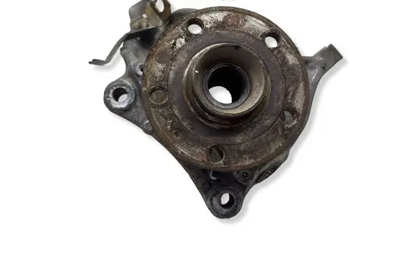 Volkswagen PASSAT B6 Front wheel hub 3C0407257G
