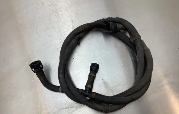 Subaru Tribeca Windshield washer fluid hose 