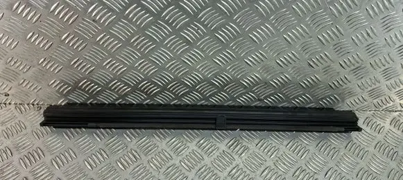 Audi A6 S6 C6 4F Rear door sun blind/shade 9918003810
