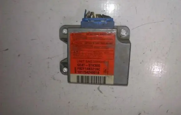 Mazda 626 Airbag control unit/module ge4t57k30d f82f14b321ac