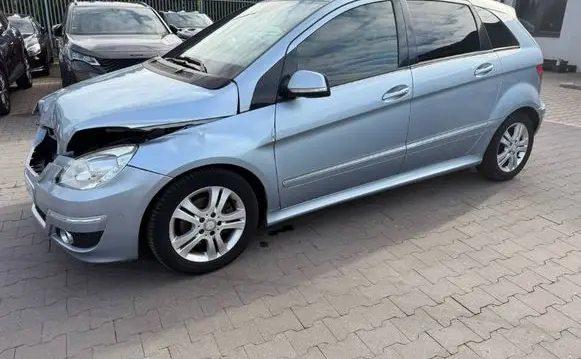 Mercedes-Benz B W245 Front door W245-DRZWI-LP