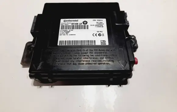 Chrysler 200 Door central lock control unit/module 