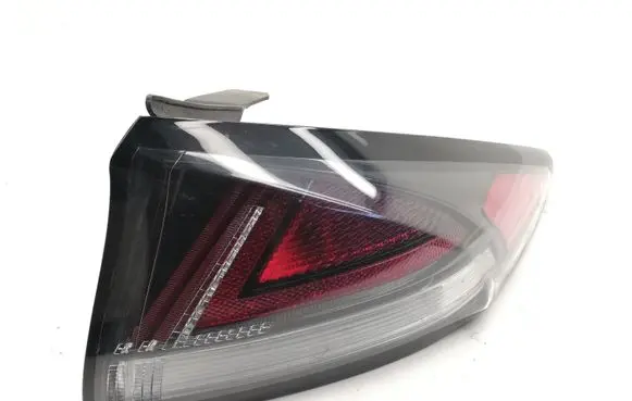 Hyundai Ioniq Rear/tail lights 92402G2200