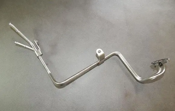 Coolant pipe/hose