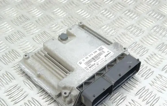 Opel Insignia A Engine control unit/module 55573330