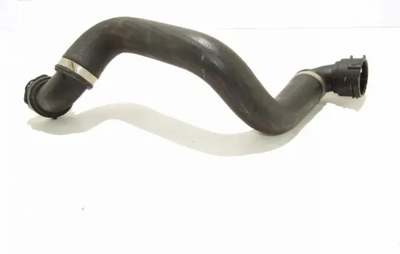 Mercedes-Benz C W205 Engine coolant pipe/hose a2055012882