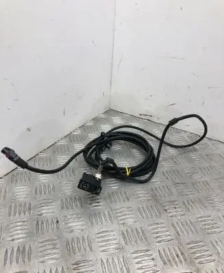 BMW 4 F32 F33 AUX in-socket connector 9237653