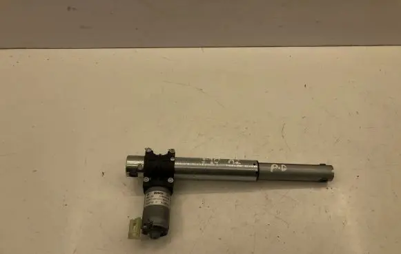 BMW 5 F10 F11 Seat adjustment motor 9168756