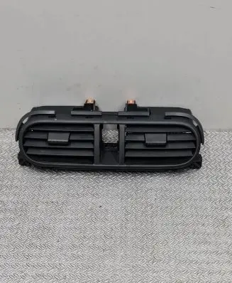 Opel Agila B Dash center air vent grill 7361051K00