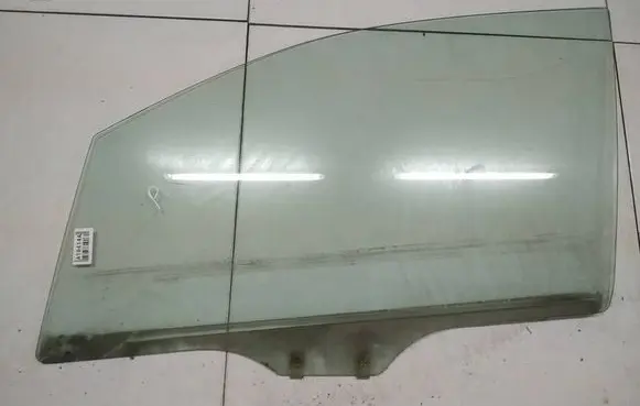 Mazda Premacy Front door window glass four-door AS2