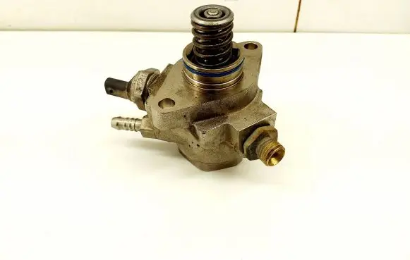 Skoda Rapid (NH) Fuel injection high pressure pump 04E127026AT 7411143330964