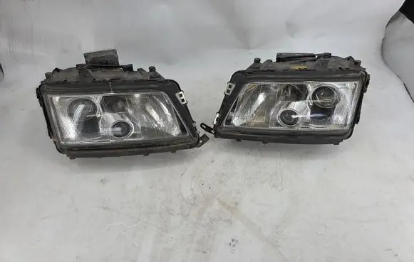 Audi A8 S8 D2 4D Headlights/headlamps set