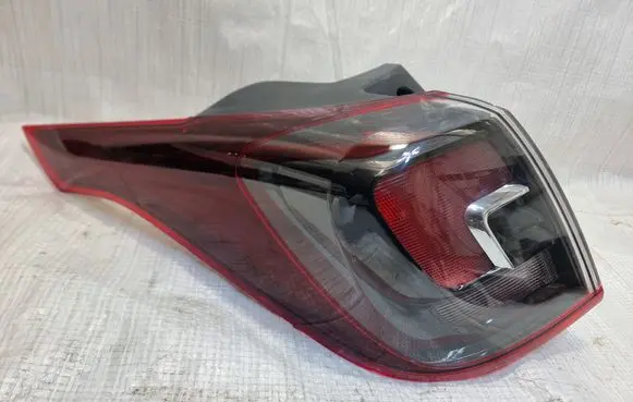 Opel Crossland X Rear/tail lights 