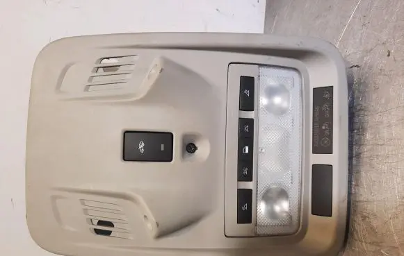 Bedford Astra Boot/trunk interior light 13415547