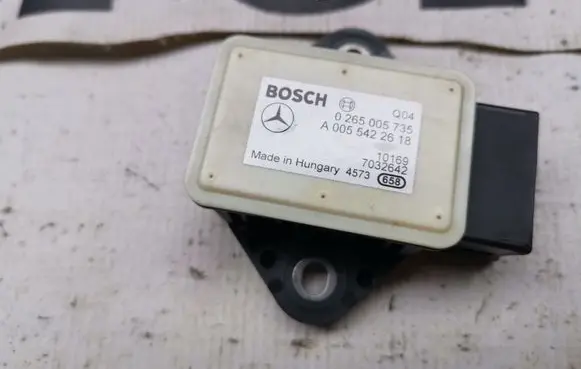 Mercedes-Benz E W212 ESP acceleration yaw rate sensor A0055422618 0055422618
