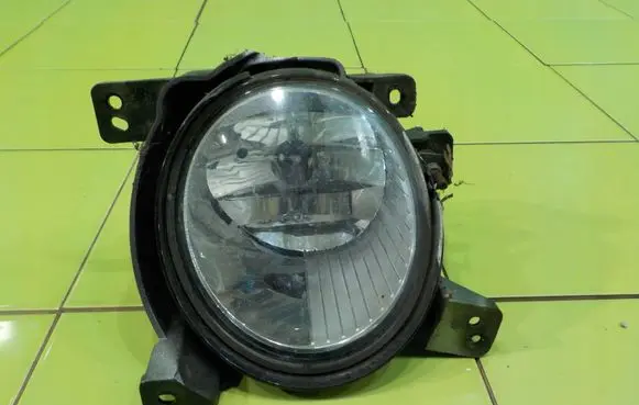 Hyundai Santa Fe Front fog light LEWY UP56