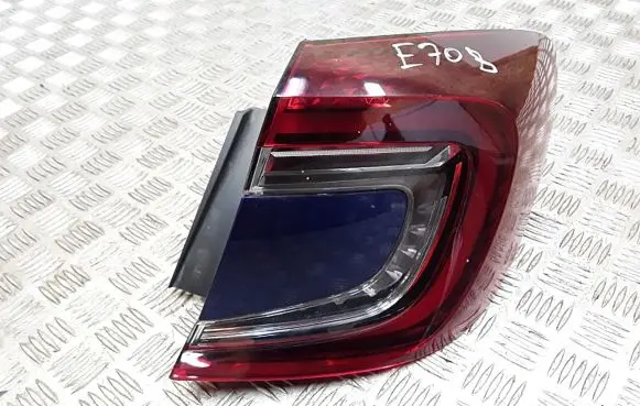 Renault Captur II Rear/tail lights 265504427r