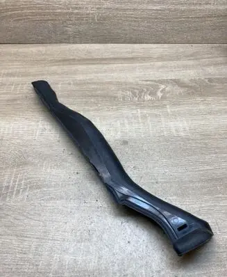Mercedes-Benz C W202 Engine compartment rubber 2028870098