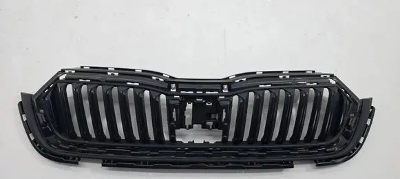 Skoda Octavia Mk4 Front bumper upper radiator grill 5E3853653