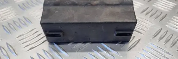 Opel Meriva A Fuse box cover 24437030