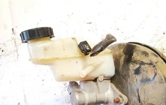 Toyota Yaris Master brake cylinder 03350887541 03.3508-8754.1